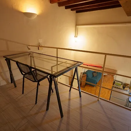 Lovely & Quite One Bedroom Near Piazza Santo Spirito * Florens